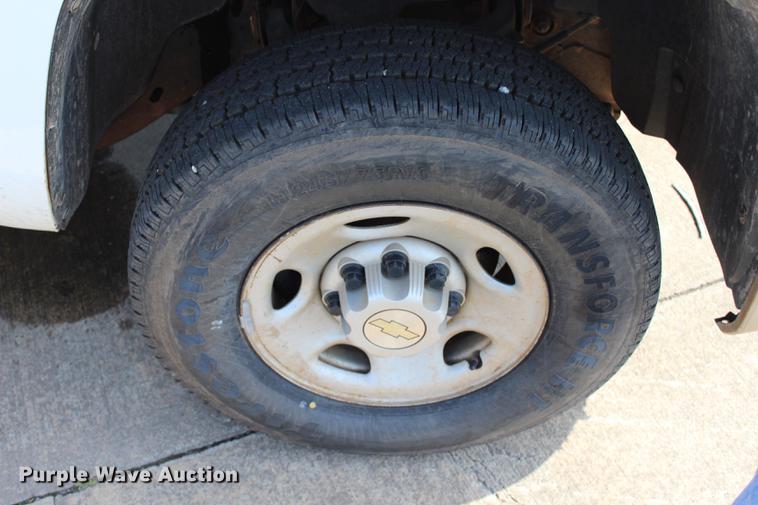 image for item BE9338 2009 Chevrolet Silverado 2500HD Ext. Cab pickup truck