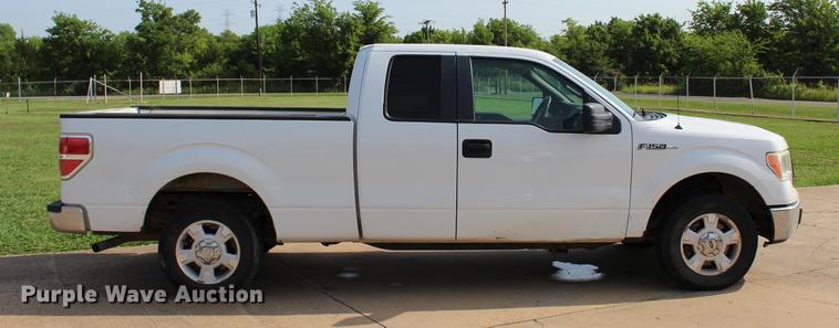 image for item BE9339 2010 Ford F150 XLT SuperCab pickup truck
