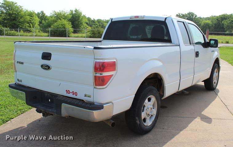 image for item BE9339 2010 Ford F150 XLT SuperCab pickup truck