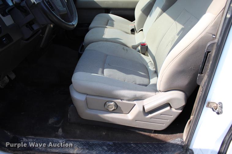 image for item BE9339 2010 Ford F150 XLT SuperCab pickup truck