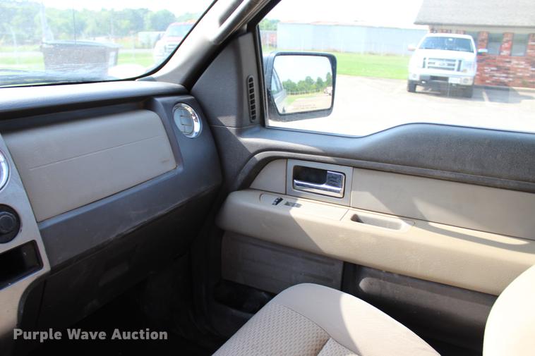 image for item BE9339 2010 Ford F150 XLT SuperCab pickup truck