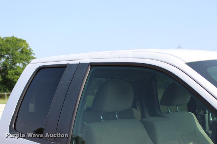 image for item BE9339 2010 Ford F150 XLT SuperCab pickup truck