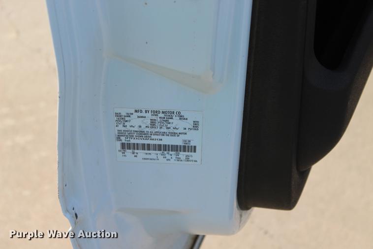 image for item BE9339 2010 Ford F150 XLT SuperCab pickup truck