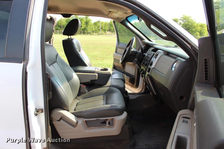 image for item BE9340 2010 Ford F150 XLT SuperCab pickup truck