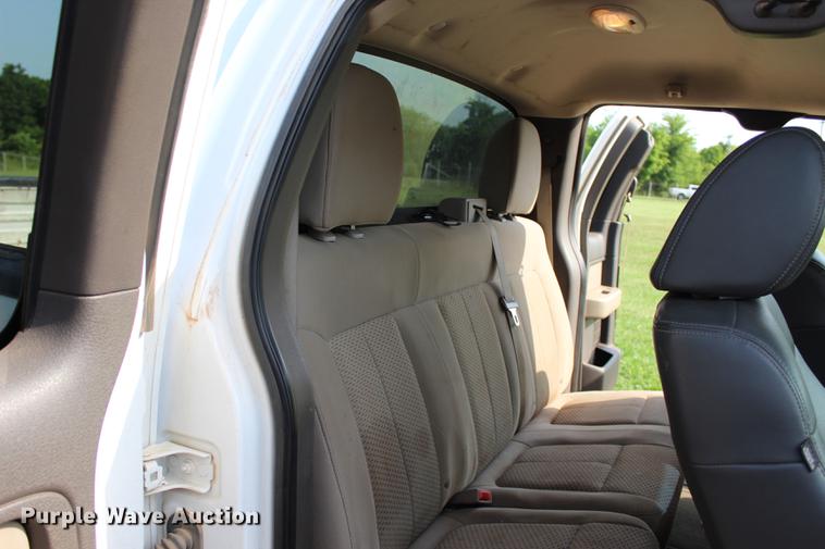 image for item BE9340 2010 Ford F150 XLT SuperCab pickup truck