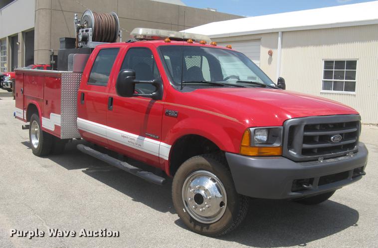 image for item BL9046 2000 Ford F550 Super Duty XL Crew Cab fire truck