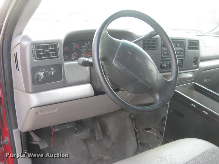 image for item BL9046 2000 Ford F550 Super Duty XL Crew Cab fire truck