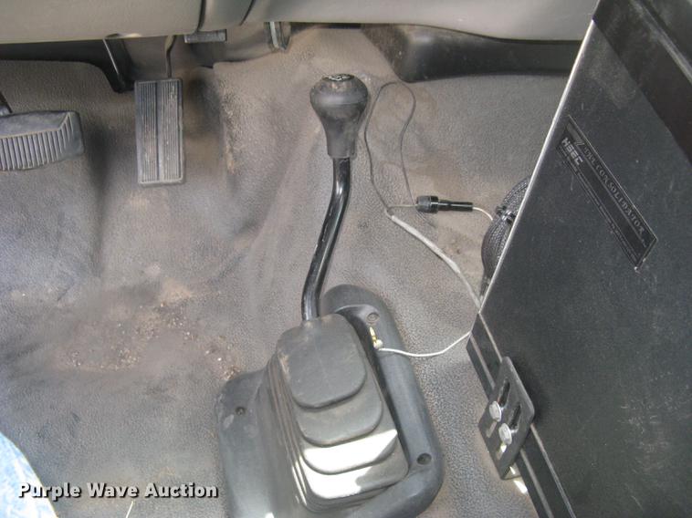 image for item BL9046 2000 Ford F550 Super Duty XL Crew Cab fire truck