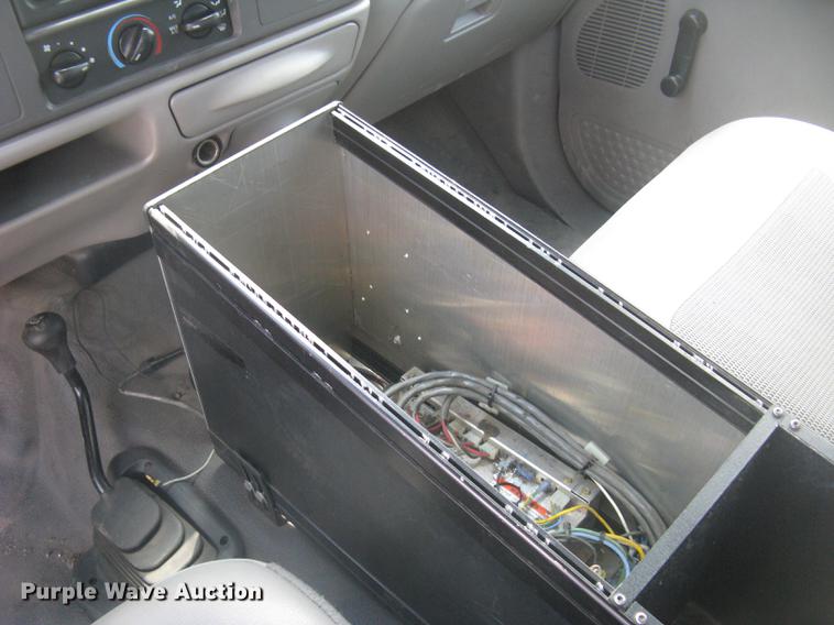 image for item BL9046 2000 Ford F550 Super Duty XL Crew Cab fire truck