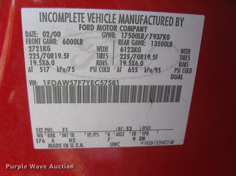 image for item BL9046 2000 Ford F550 Super Duty XL Crew Cab fire truck