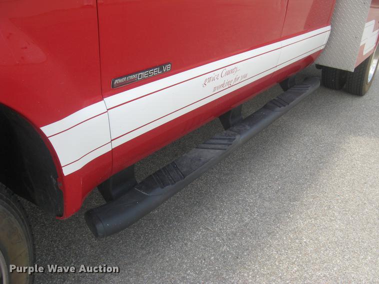 image for item BL9046 2000 Ford F550 Super Duty XL Crew Cab fire truck