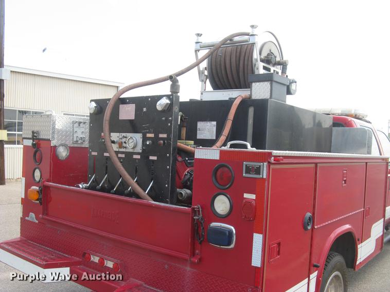 image for item BL9046 2000 Ford F550 Super Duty XL Crew Cab fire truck