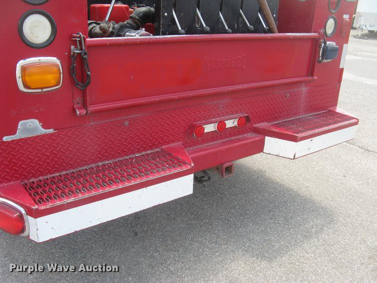 image for item BL9046 2000 Ford F550 Super Duty XL Crew Cab fire truck