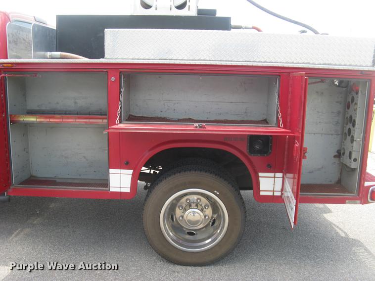 image for item BL9046 2000 Ford F550 Super Duty XL Crew Cab fire truck