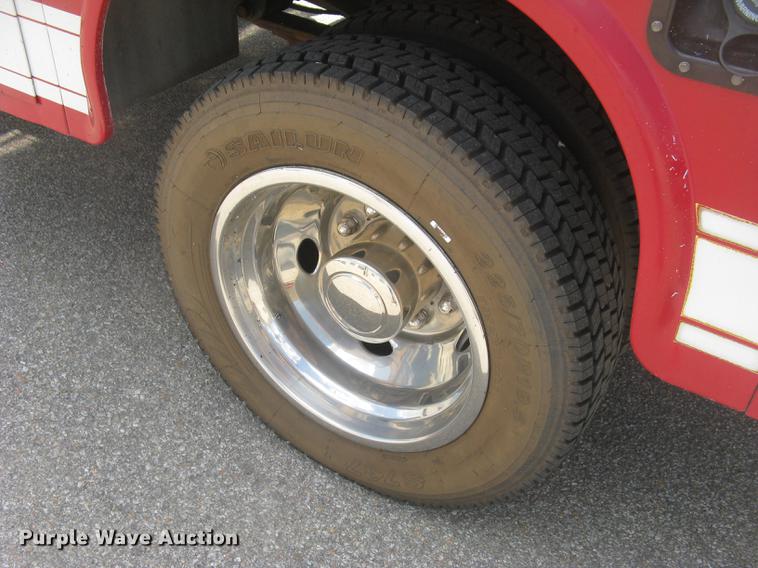 image for item BL9046 2000 Ford F550 Super Duty XL Crew Cab fire truck