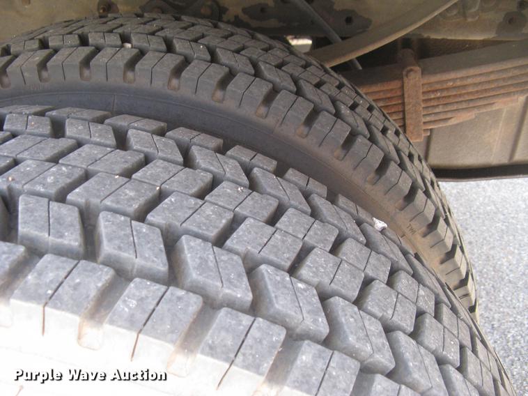 image for item BL9046 2000 Ford F550 Super Duty XL Crew Cab fire truck