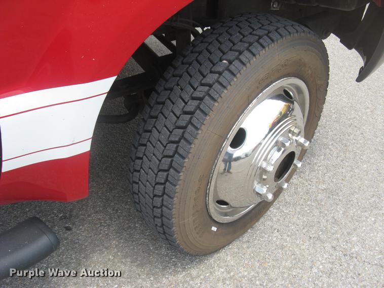 image for item BL9046 2000 Ford F550 Super Duty XL Crew Cab fire truck