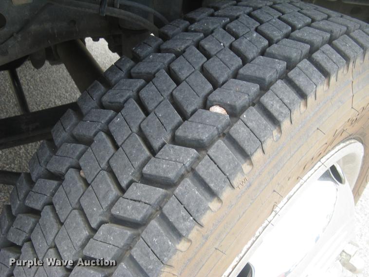 image for item BL9046 2000 Ford F550 Super Duty XL Crew Cab fire truck