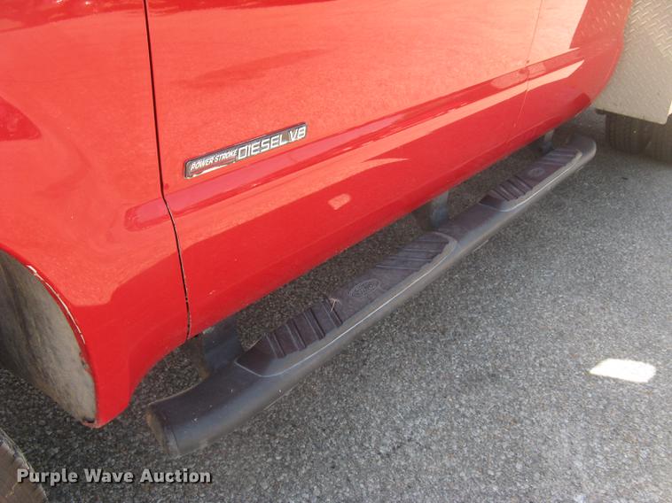 image for item BL9047 2000 Ford F550 Super Duty XL Crew Cab fire truck