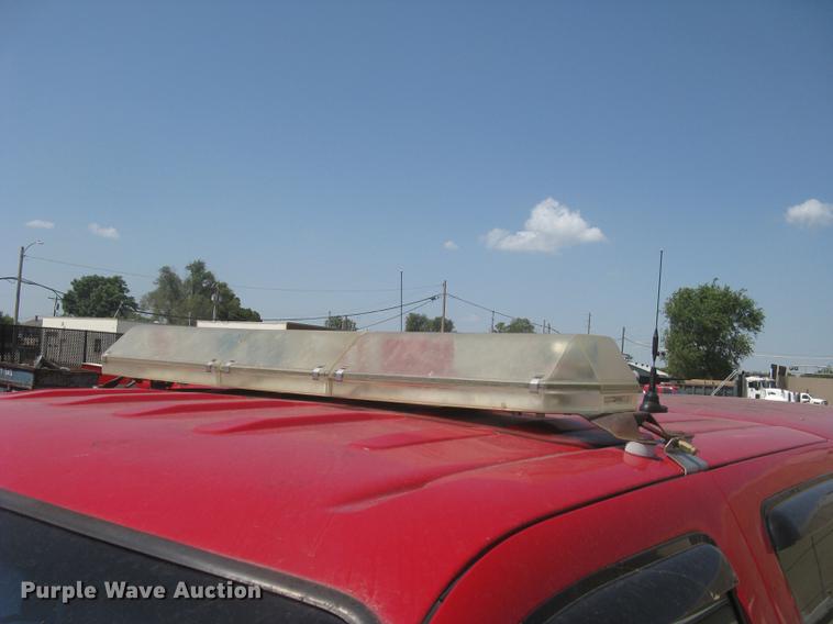 image for item BL9049 2004 Ford F250 Super Duty XLT Crew Cab pickup truck