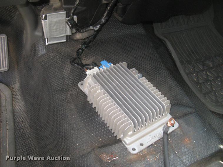 image for item BL9050 2004 Chevrolet Silverado 2500HD Crew Cab pickup truck