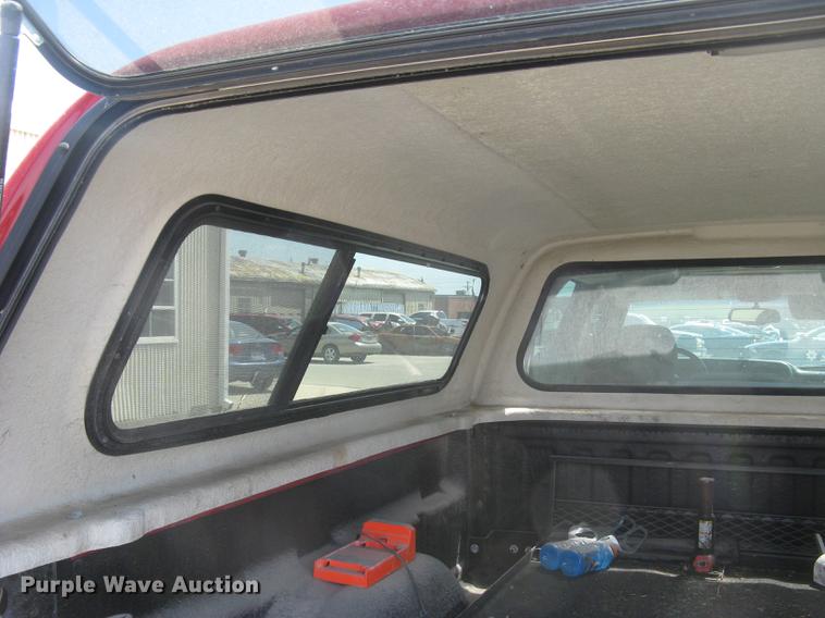 image for item BL9050 2004 Chevrolet Silverado 2500HD Crew Cab pickup truck