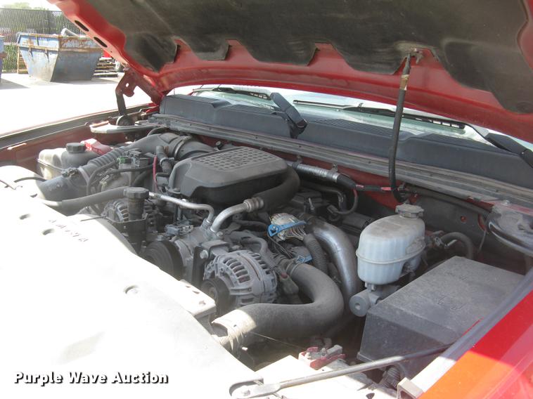 image for item BL9051 2007 Chevrolet Silverado 2500HD Crew Cab pickup truck