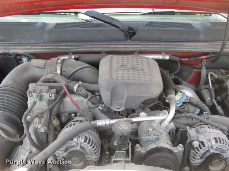 image for item BL9051 2007 Chevrolet Silverado 2500HD Crew Cab pickup truck