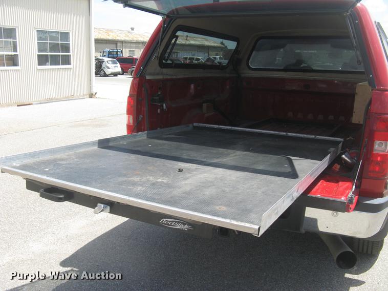 image for item BL9051 2007 Chevrolet Silverado 2500HD Crew Cab pickup truck