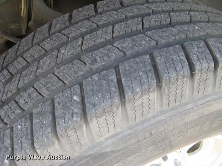 image for item BL9051 2007 Chevrolet Silverado 2500HD Crew Cab pickup truck