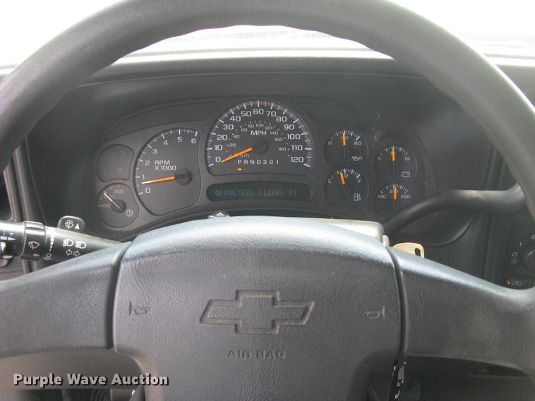 image for item BL9052 2006 Chevrolet Silverado 2500HD Ext. Cab utility bed pickup truck