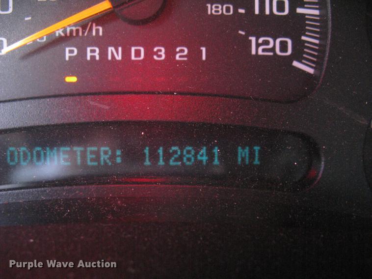 image for item BL9052 2006 Chevrolet Silverado 2500HD Ext. Cab utility bed pickup truck