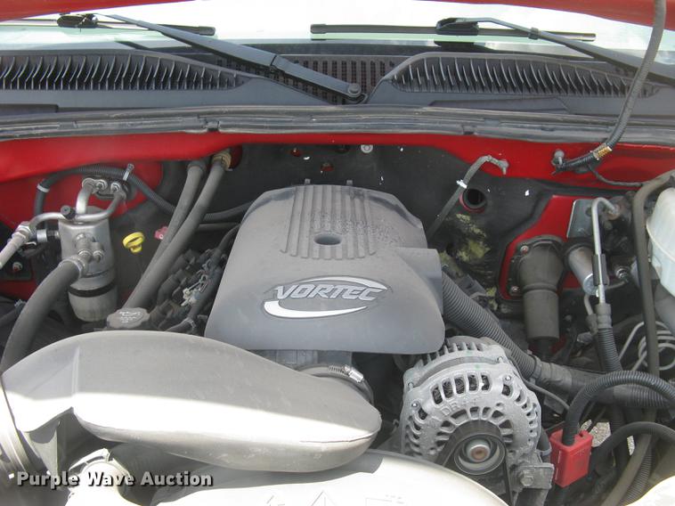 image for item BL9052 2006 Chevrolet Silverado 2500HD Ext. Cab utility bed pickup truck