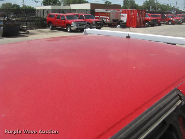 image for item BL9052 2006 Chevrolet Silverado 2500HD Ext. Cab utility bed pickup truck