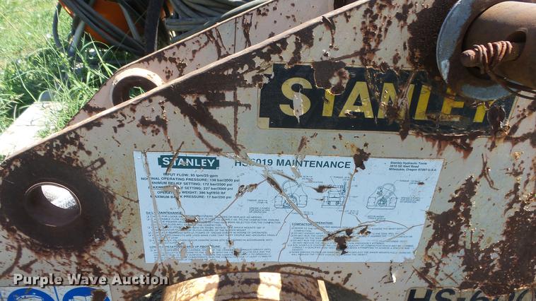 image for item BL9054 Stanley HS-6000 plate compactor