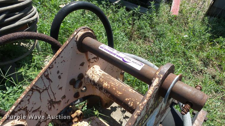 image for item BL9054 Stanley HS-6000 plate compactor