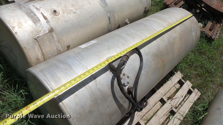 image for item BL9084 (4) aluminum saddle fuel tanks