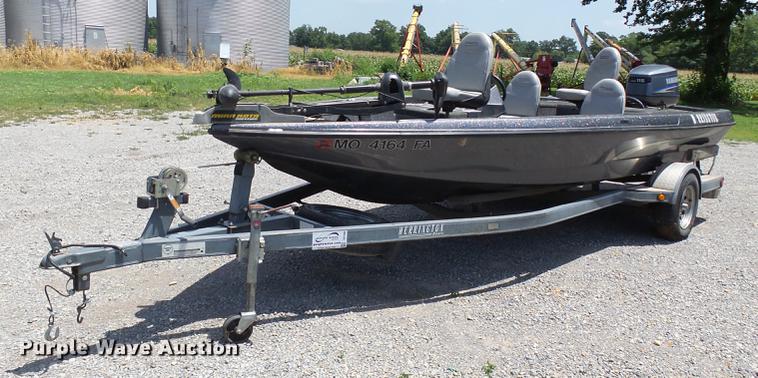 image for item DB7080 2003 Herrington King boat