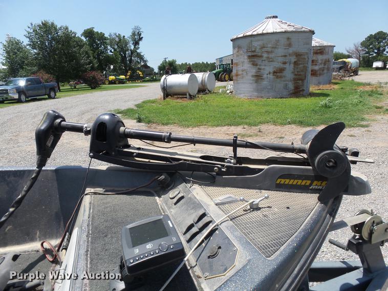 image for item DB7080 2003 Herrington King boat