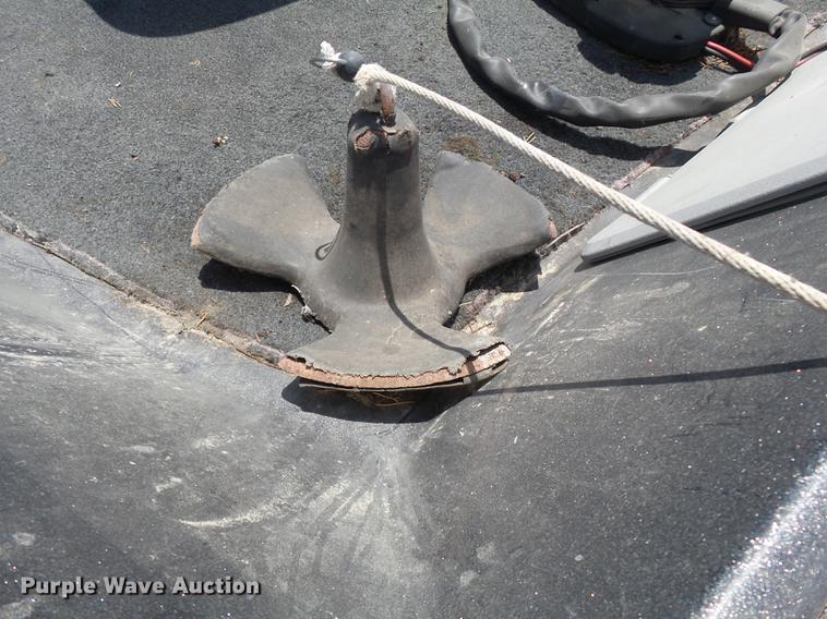 image for item DB7080 2003 Herrington King boat