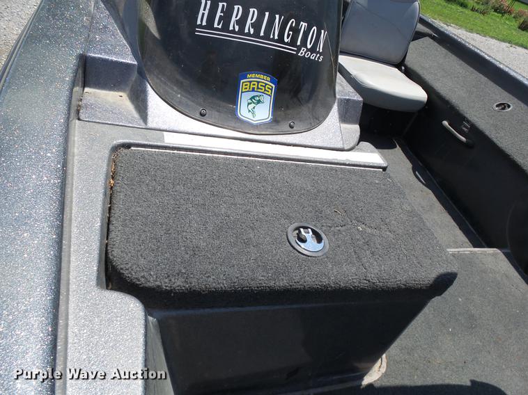 image for item DB7080 2003 Herrington King boat