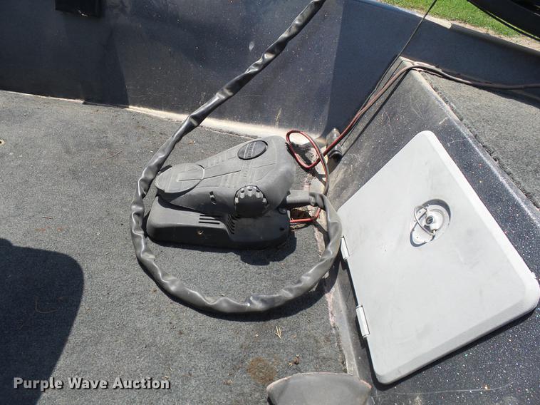 image for item DB7080 2003 Herrington King boat