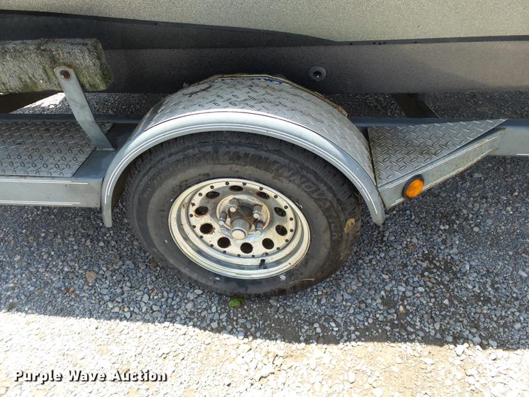 image for item DB7080 2003 Herrington King boat