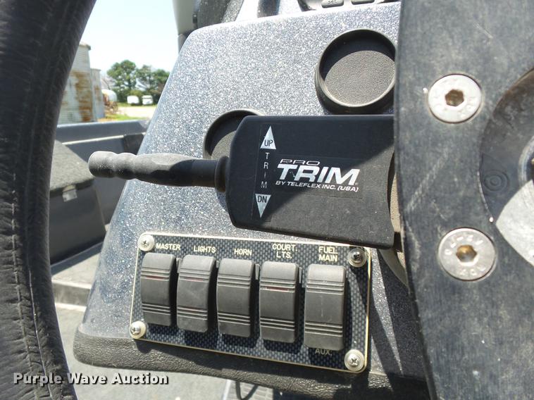 image for item DB7080 2003 Herrington King boat