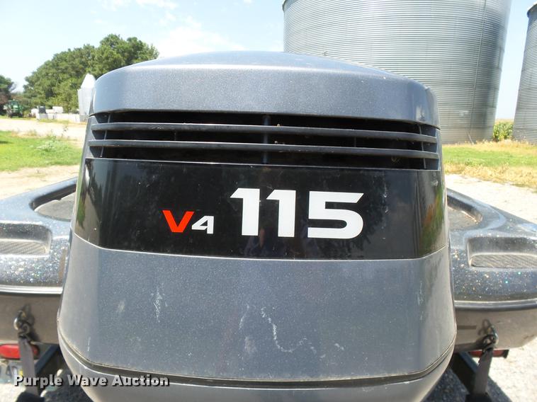 image for item DB7080 2003 Herrington King boat