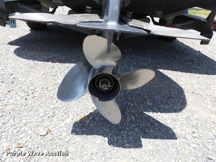 image for item DB7080 2003 Herrington King boat