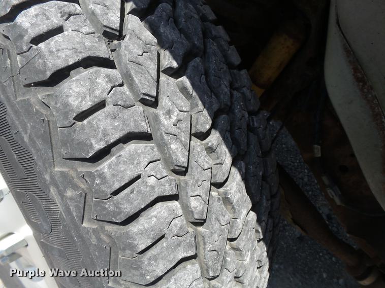 image for item DB7082 1999 Ford Econoline E350 Super Duty van