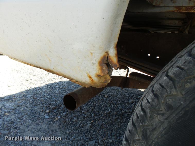 image for item DB7082 1999 Ford Econoline E350 Super Duty van