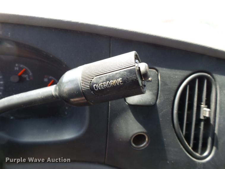 image for item DB7082 1999 Ford Econoline E350 Super Duty van