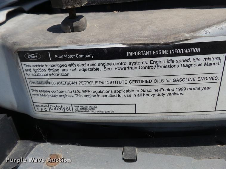 image for item DB7082 1999 Ford Econoline E350 Super Duty van